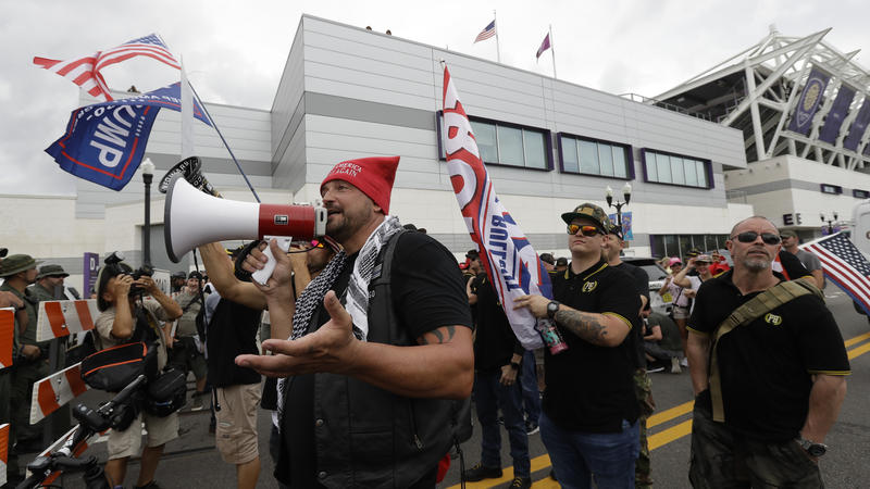 Report Feeds Debate Over Racial >> Democratic Candidates Call Trump A White Supremacist A Label Some Report Feeds Debate Over Racial >> Democratic Candidates Call Trump A White Supremacist A Label Some