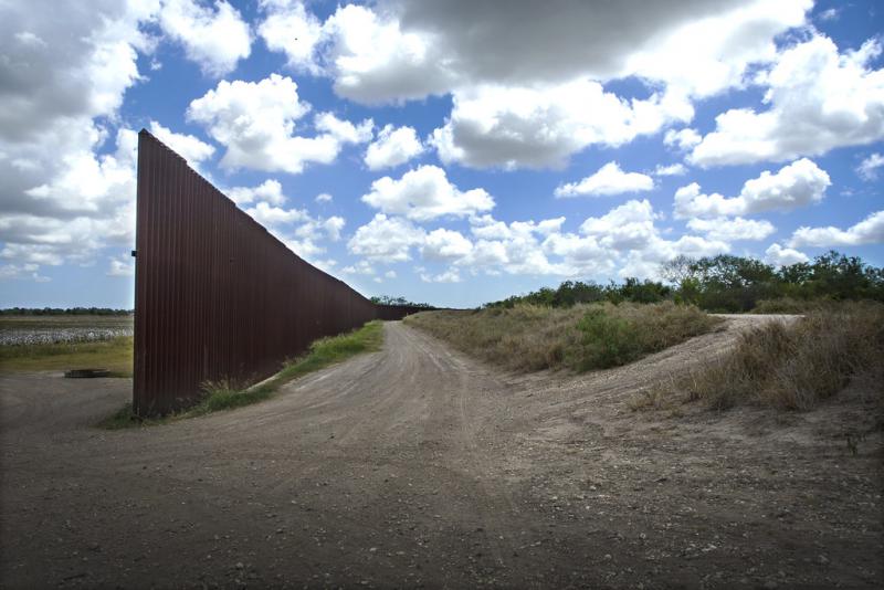 'Border Land, Border Water' Is A 150-Year History Of Construction On ...