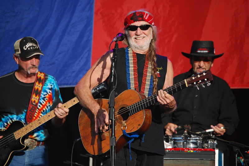 Willie Nelson's Drummer, Muscle And Money Man, Paul English, Dies At 87