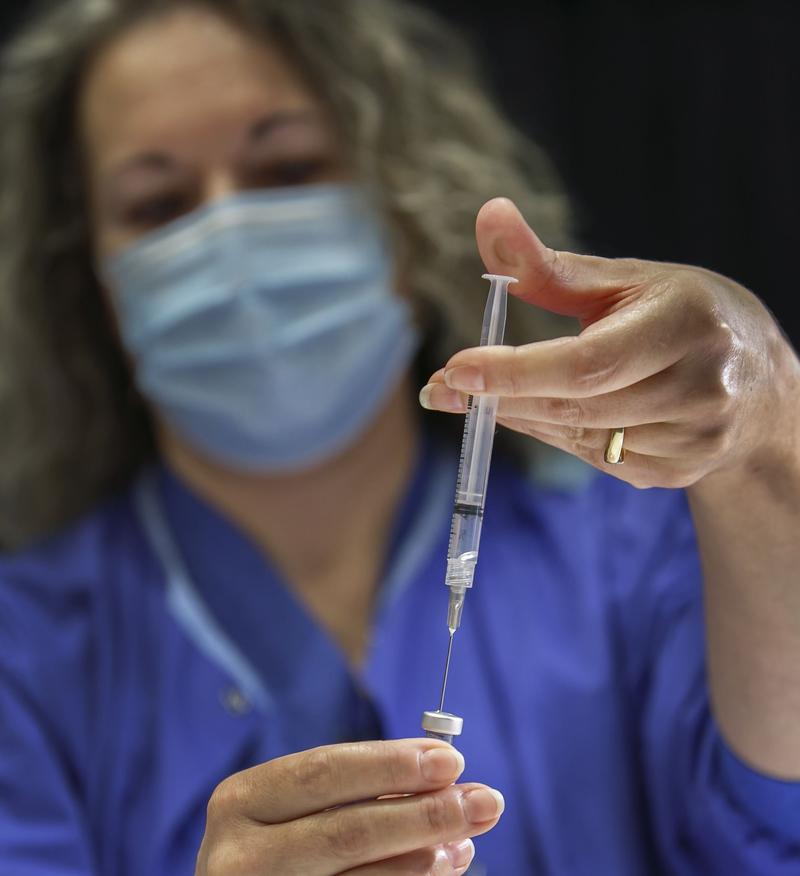 Oregon Moves Up Covid 19 Vaccination Timeline Prepares To Vaccinate Seniors Klcc