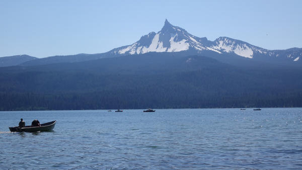 <p>Diamond Lake is a top trout fishing destination in the Pacific Northwest.</p>