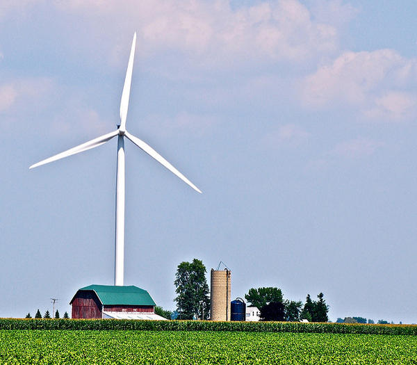 Despite political setback in the Thumb, growth in Michigan wind energy