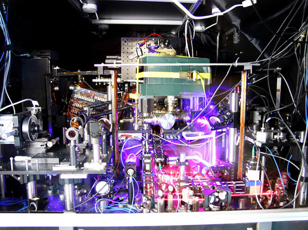 atomic clocks with accuracy