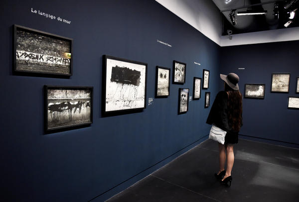 A recent exhibition highlighted the works of the Hungarian-born French photographer Brassaï.