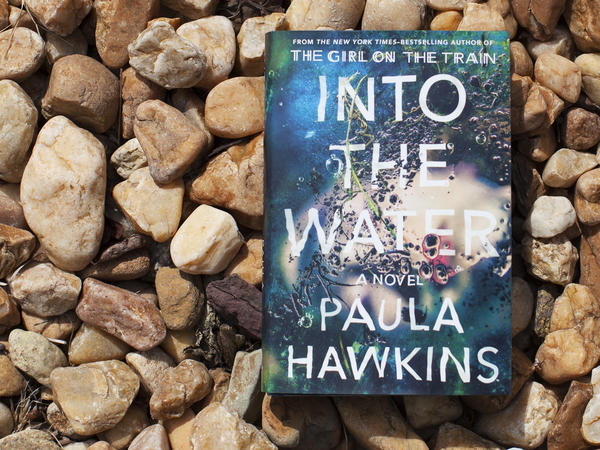 into the water paula hawkins review