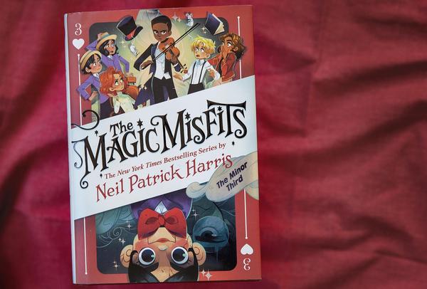 the magic misfits complete collection omnibus neil patrick harris