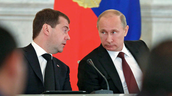 Russian President Vladimir Putin, right, heads a State Council session alongside Russian Prime Minister Dmitry Medvedev in Moscow last year. Increasing political attacks on Medvedev have accompanied Putin's suspicions about his erstwhile partner's ambitions.