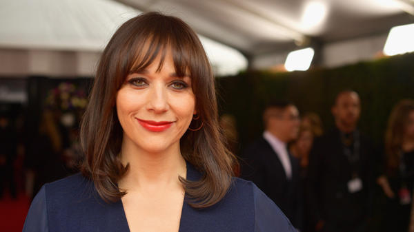 Rashida Jones On Becoming A Mom Losing Her Mom And The Big Chapters Of Life Wbfo