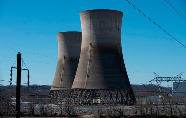 nuclear power plant meltdown cities skyline