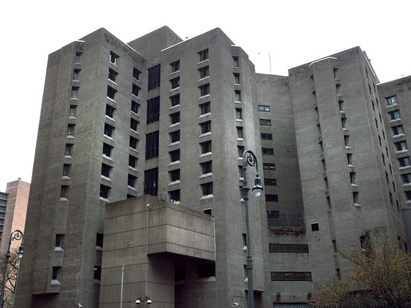The Metropolitan Correctional Center, which is operated by the Federal Bureau of Prisons, stands in lower Manhattan. A proposed deal would allow two guards to avoid incarceration for allegedly falsifying documents to conceal that they did not make the required checks on Jeffrey Epstein the night he died.