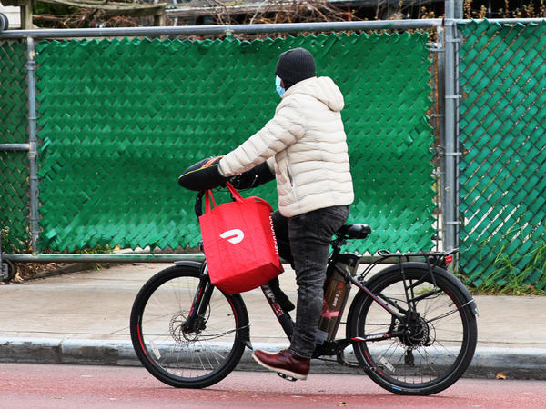 doordash on electric bike