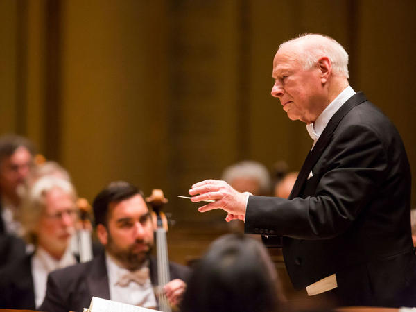 The conductor Bernard Haitink leading the Chicago Symphony Orchestra in an undated photo. Haitink died Thursday at age 92.