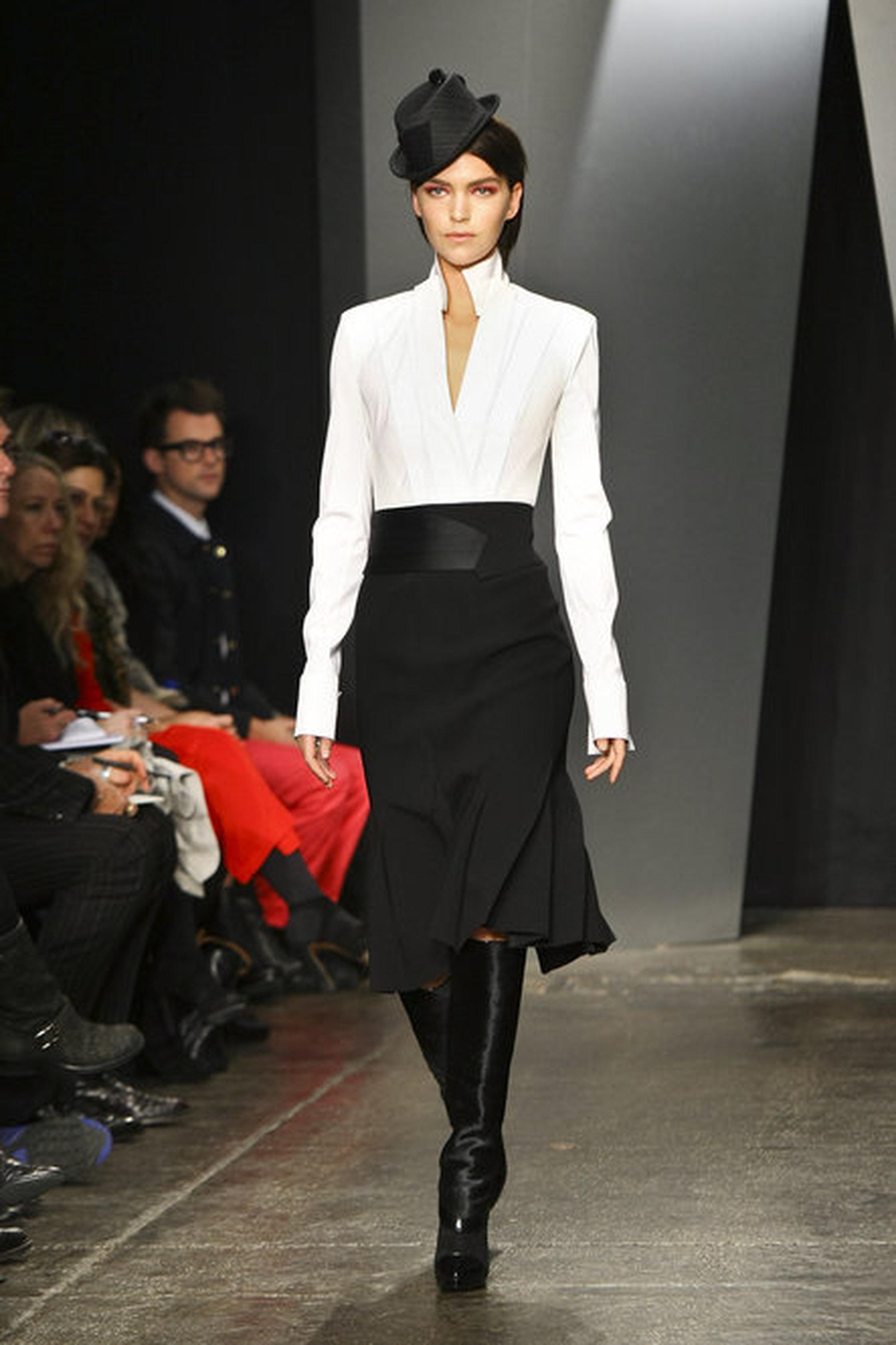 Fashion Week 2012 Coats Make A eback Fashion Week 2012 Coats Make A eback