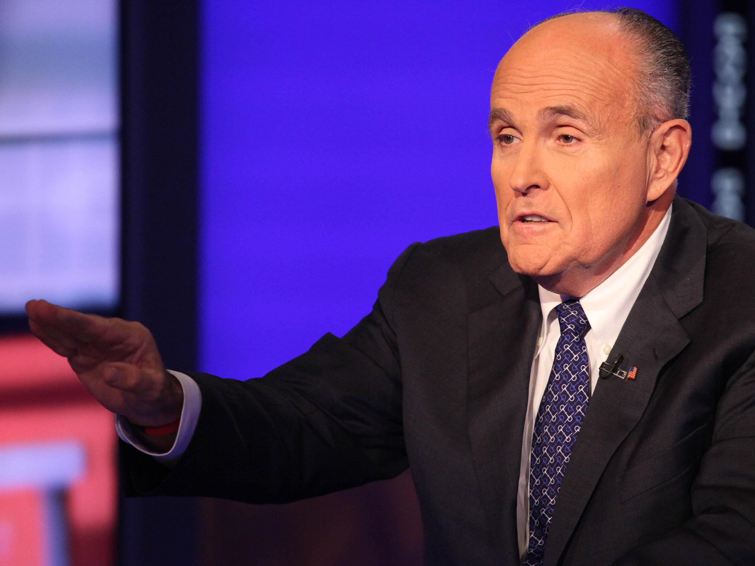 cable news commentator about the eric garner and michael brown