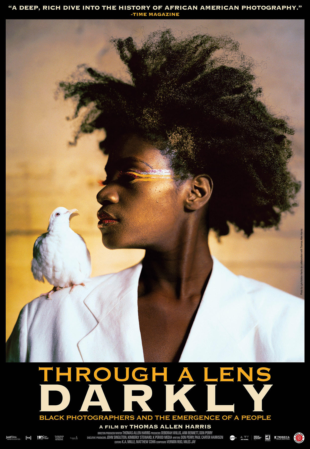 a lens darkly/em>challenges stereotypical images of african