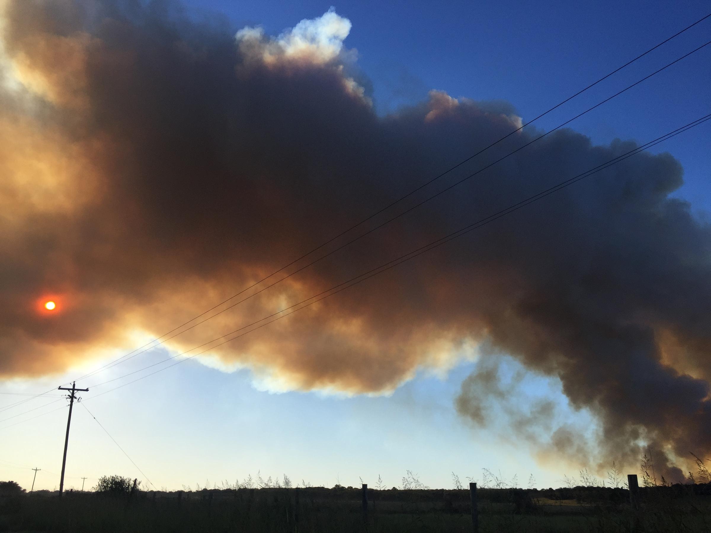 Hidden Pines Wildfire In Bastrop County Burns 3,500 Acres, Still 'Very ...