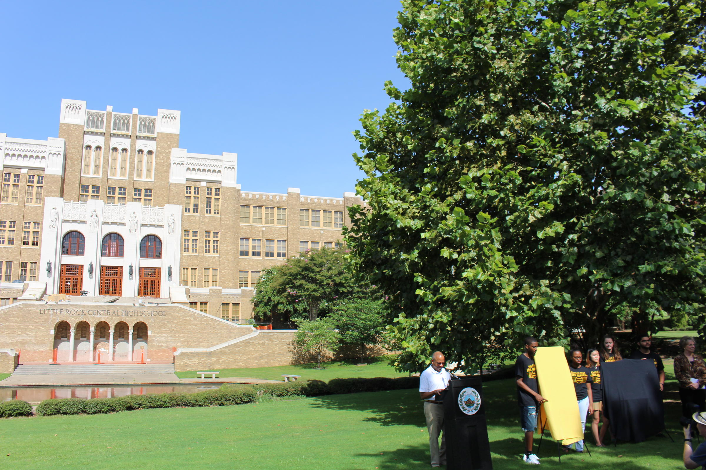 Events To Commemorate Little Rock School Integration Anniversary | KUAF