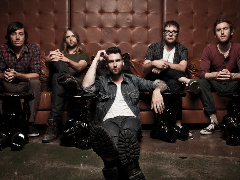 download mp3 maroon 5 moves like jagger