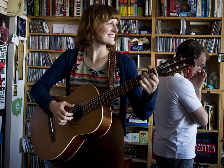 Laura Gibson A Voice Fit For A Tiny Desk Kunc