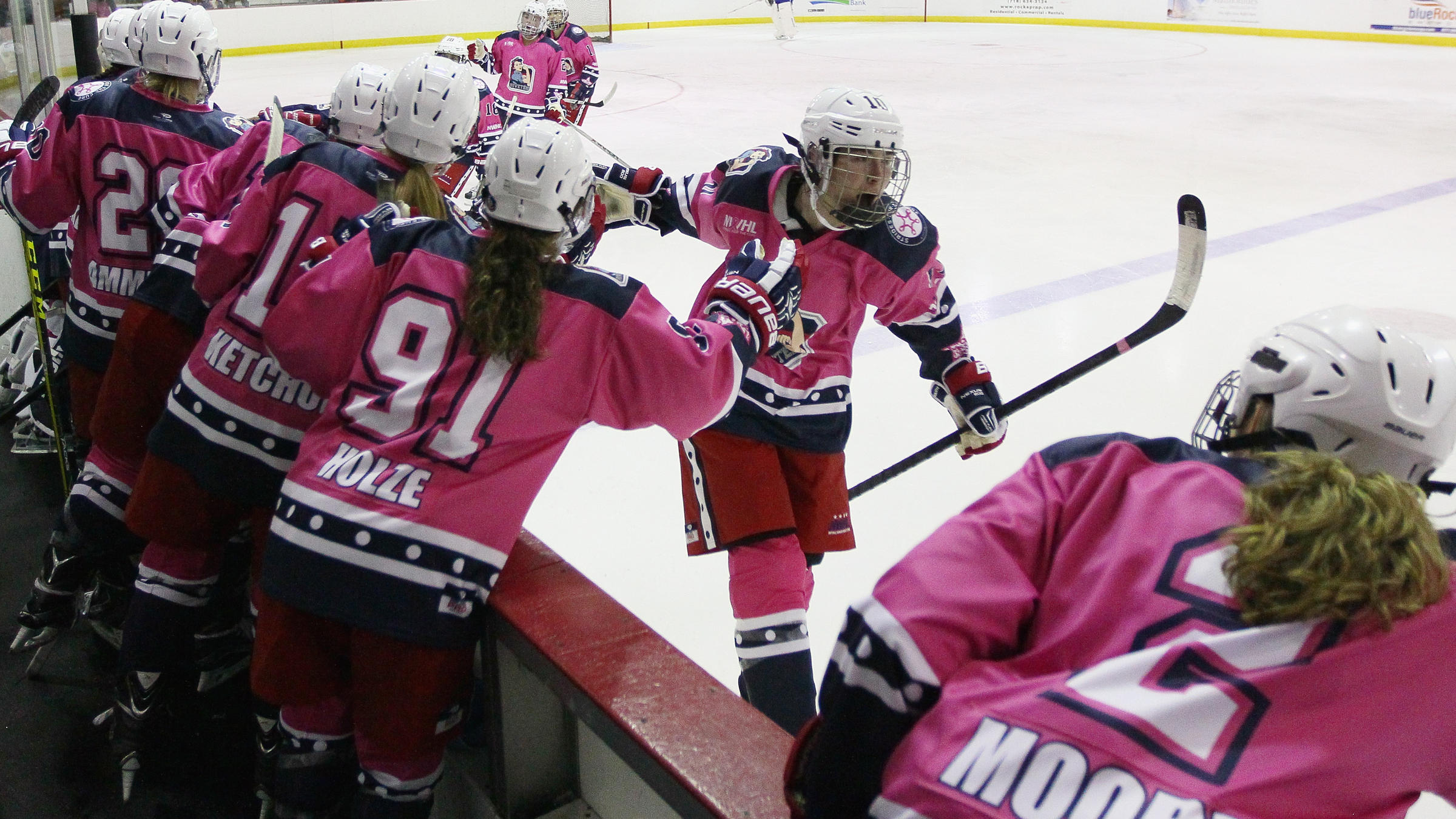 Women's Hockey Takes Stage As New Pro Sports League WCBE 90.5 FM
