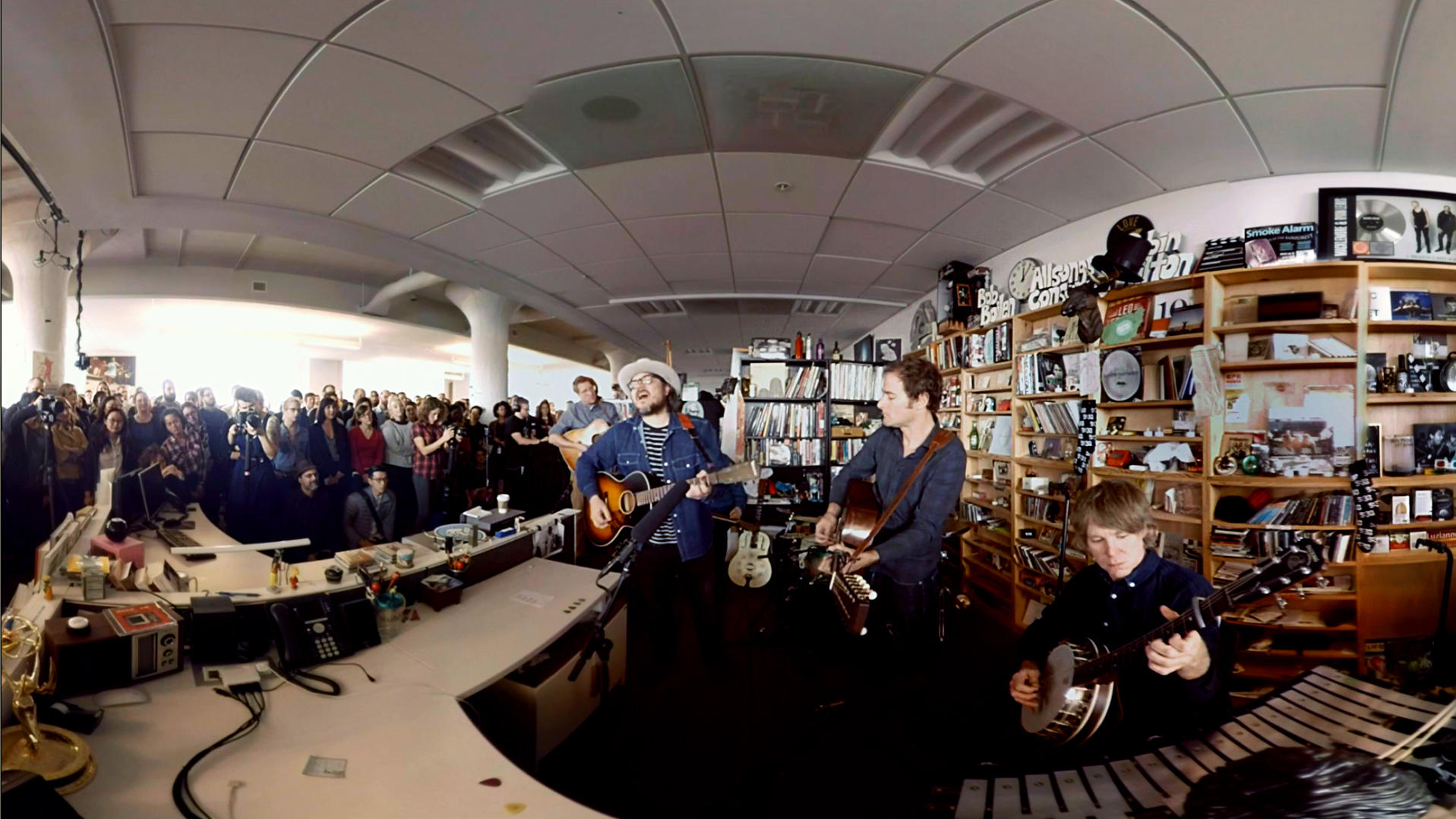 Wilco In 360 Behind The Scenes At Npr Music S Tiny Desk Knba