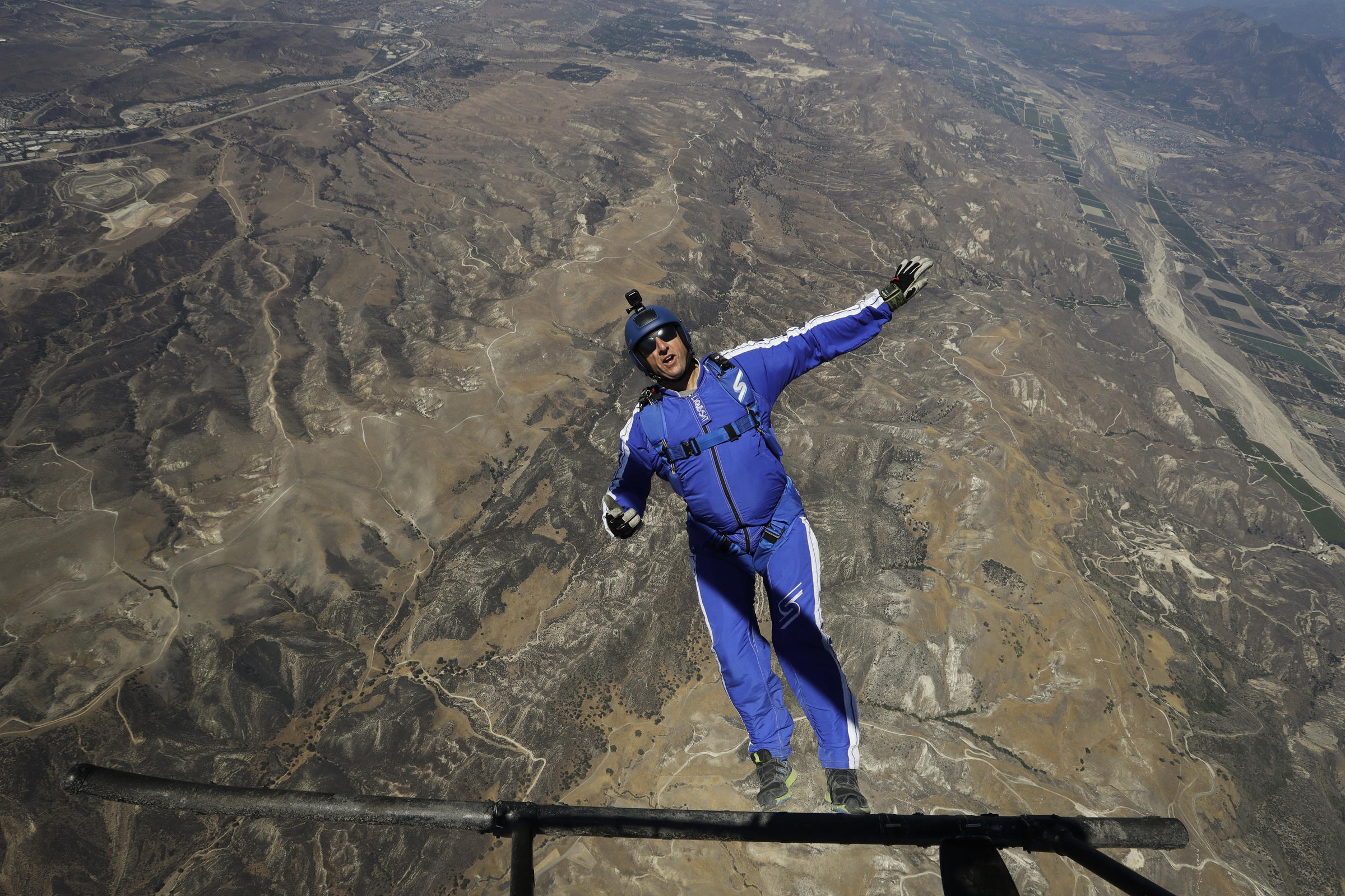 Skydiver Luke Aikins Sets Record For Highest Jump Without Parachute