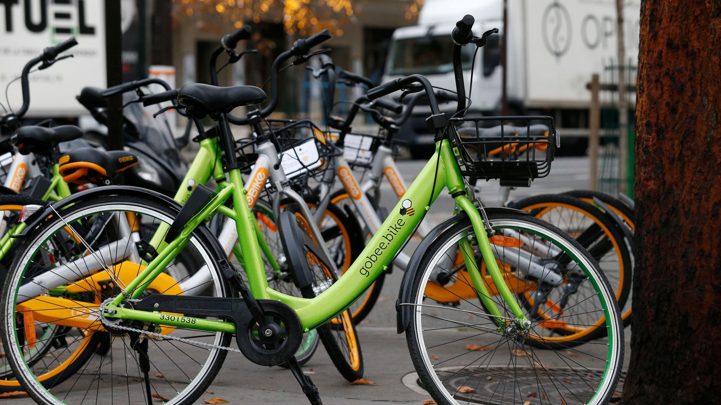 Bike Share Firm Hits The Brakes In France After Mass Destruction Of Dockless Bikes Knkx