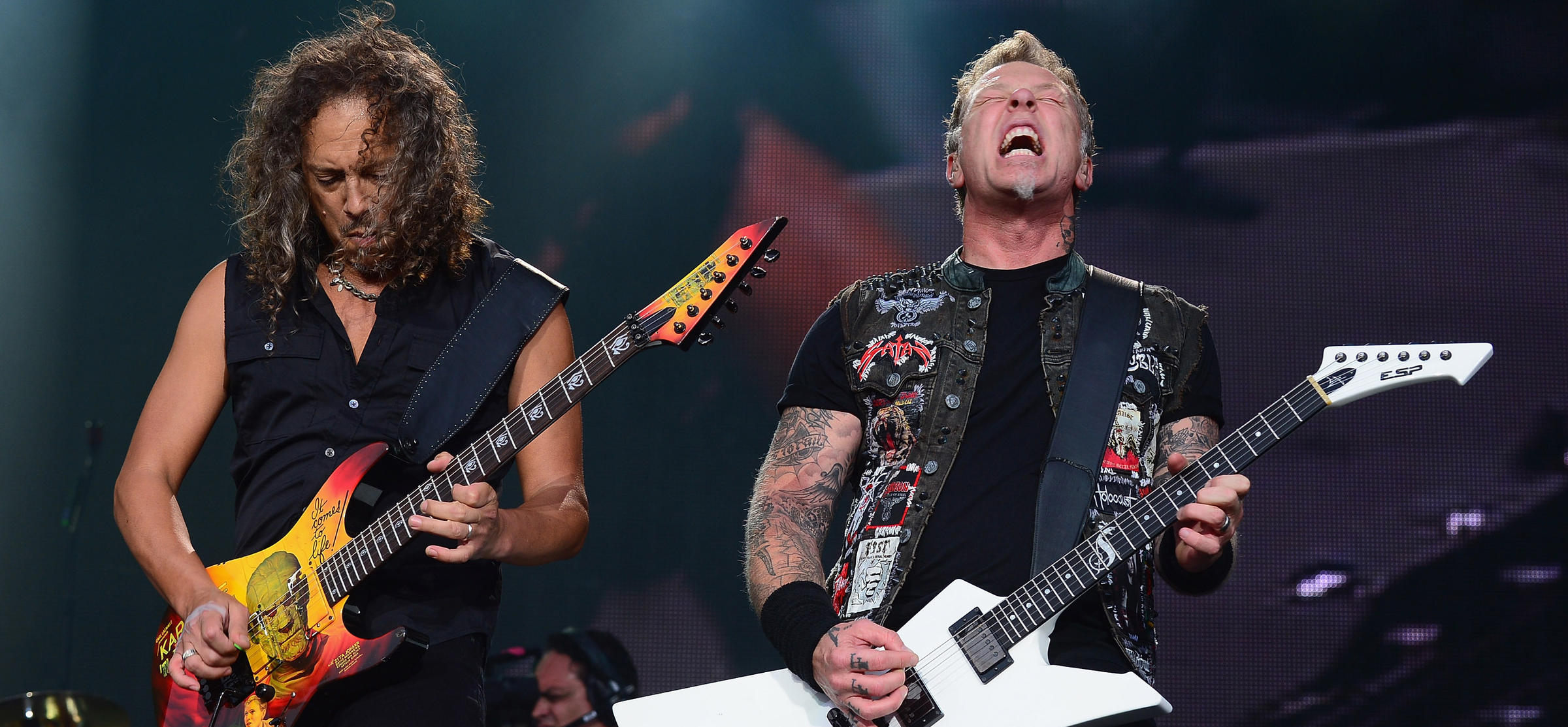 Radio Radio How Formats Shaped Splintered And Remade Pop Music Public Radio East