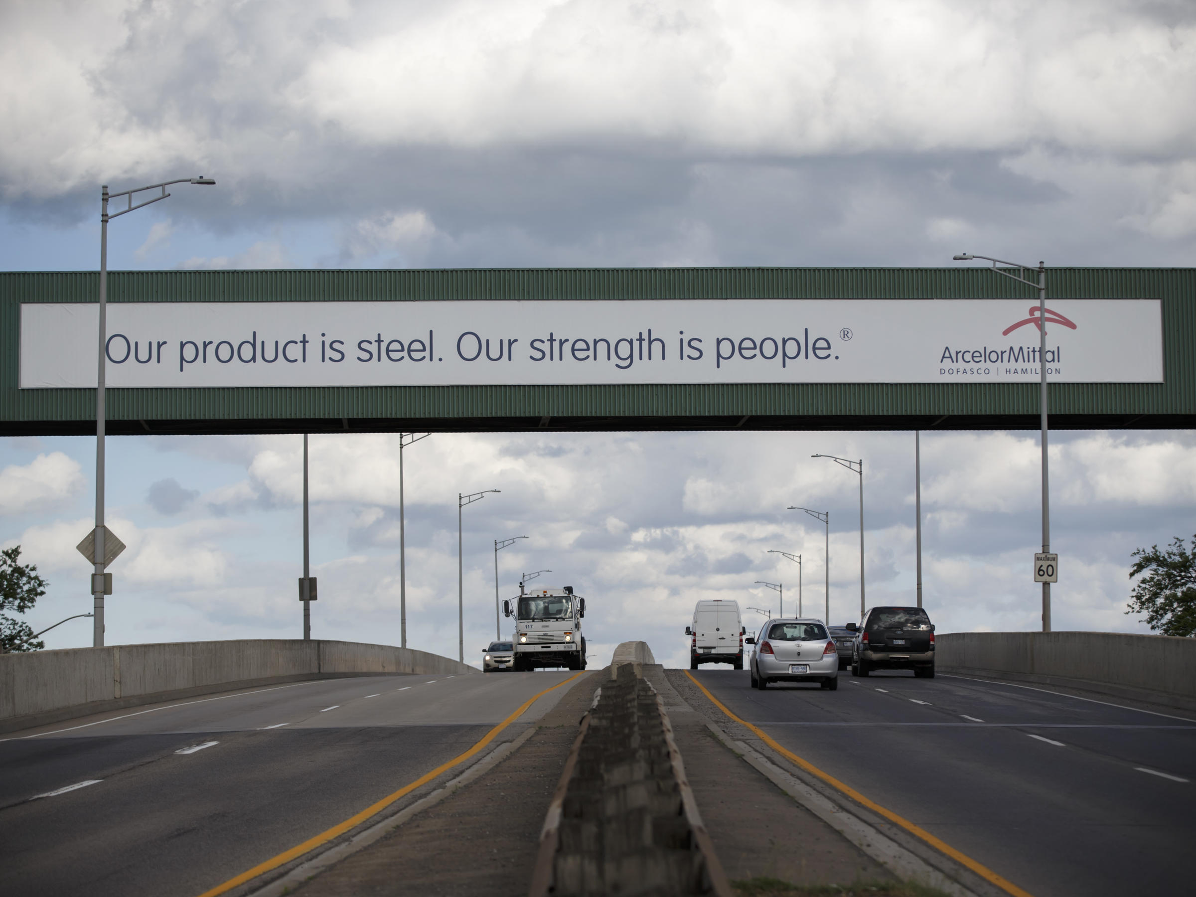 canadians rally around retaliatory tariffs aimed at the u.s.