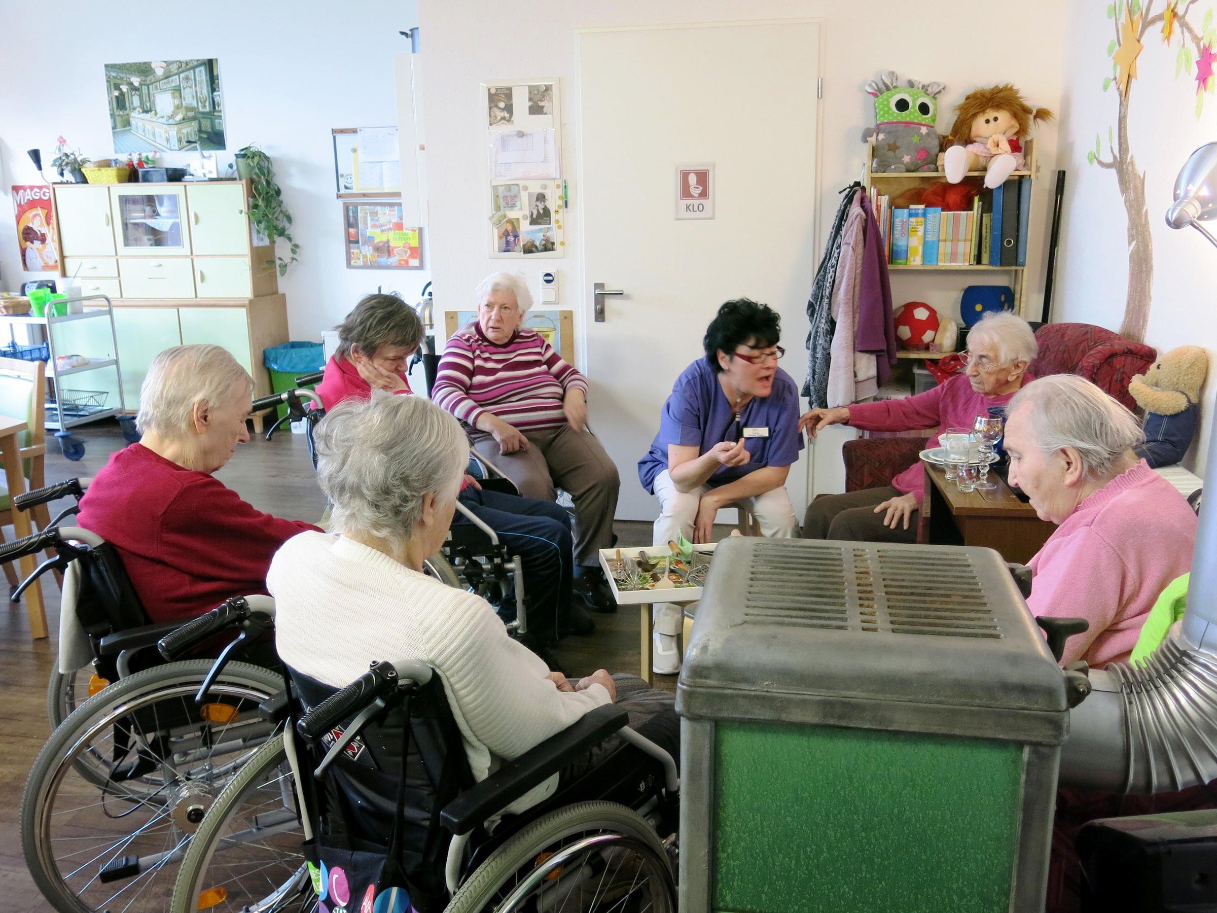 Nursing Home Recreates Communist East Germany For Dementia Patients