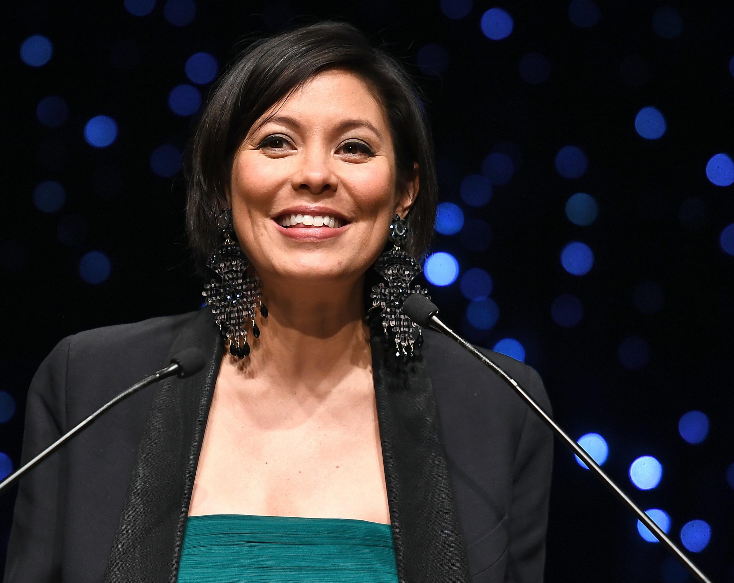 In &amp;#39;The New Face Of America,&amp;#39; Journalist Alex Wagner Saw Herself | KUAR