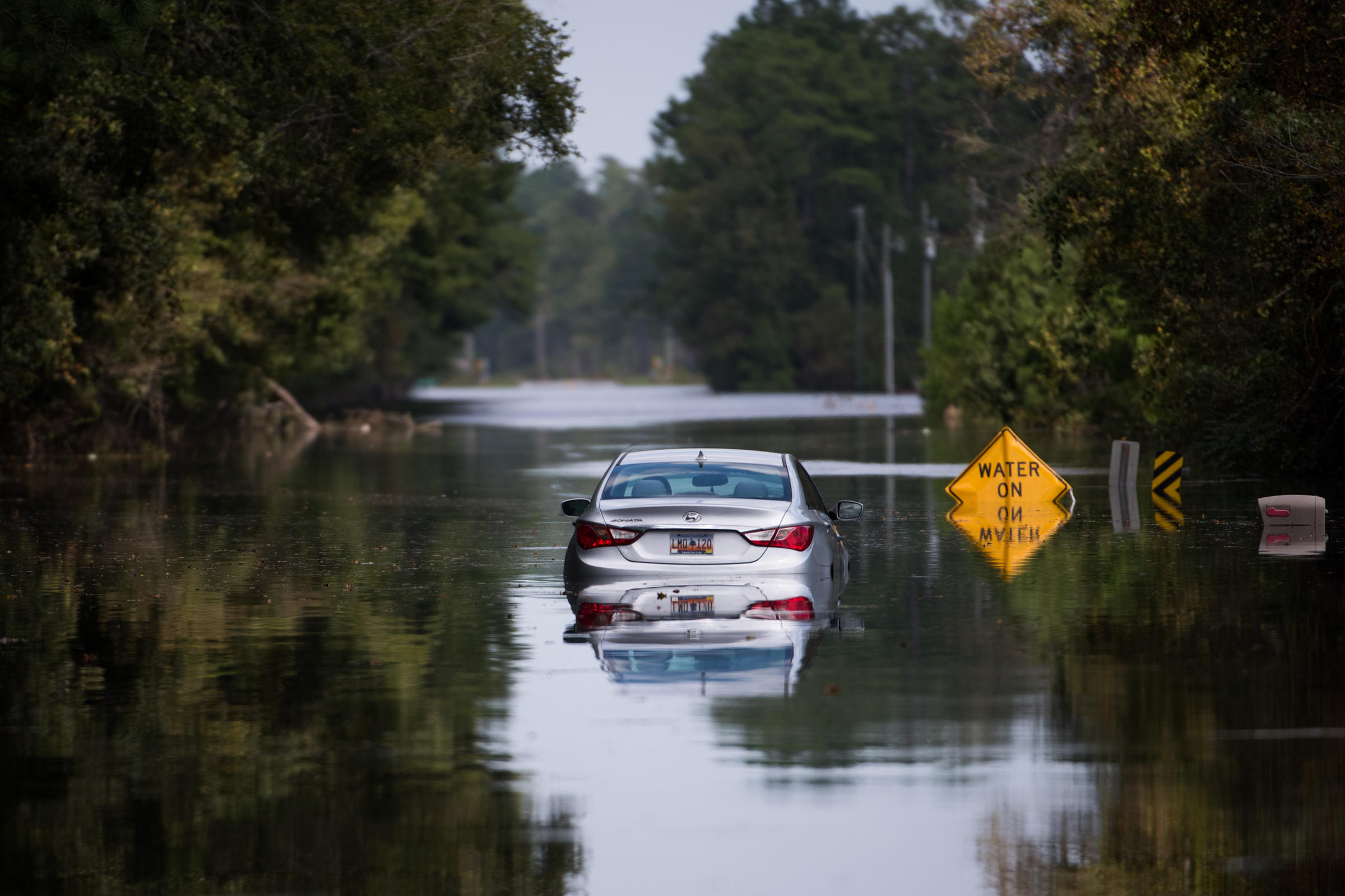 Florence Floodwaters Total Thousands Of Cars, Stranding ... Florence Floodwaters Total Thousands Of Cars, Stranding ...