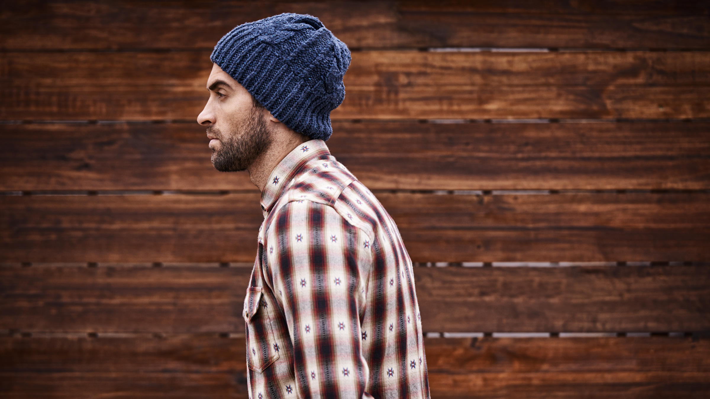 man inadvertently proves that hipsters look alike