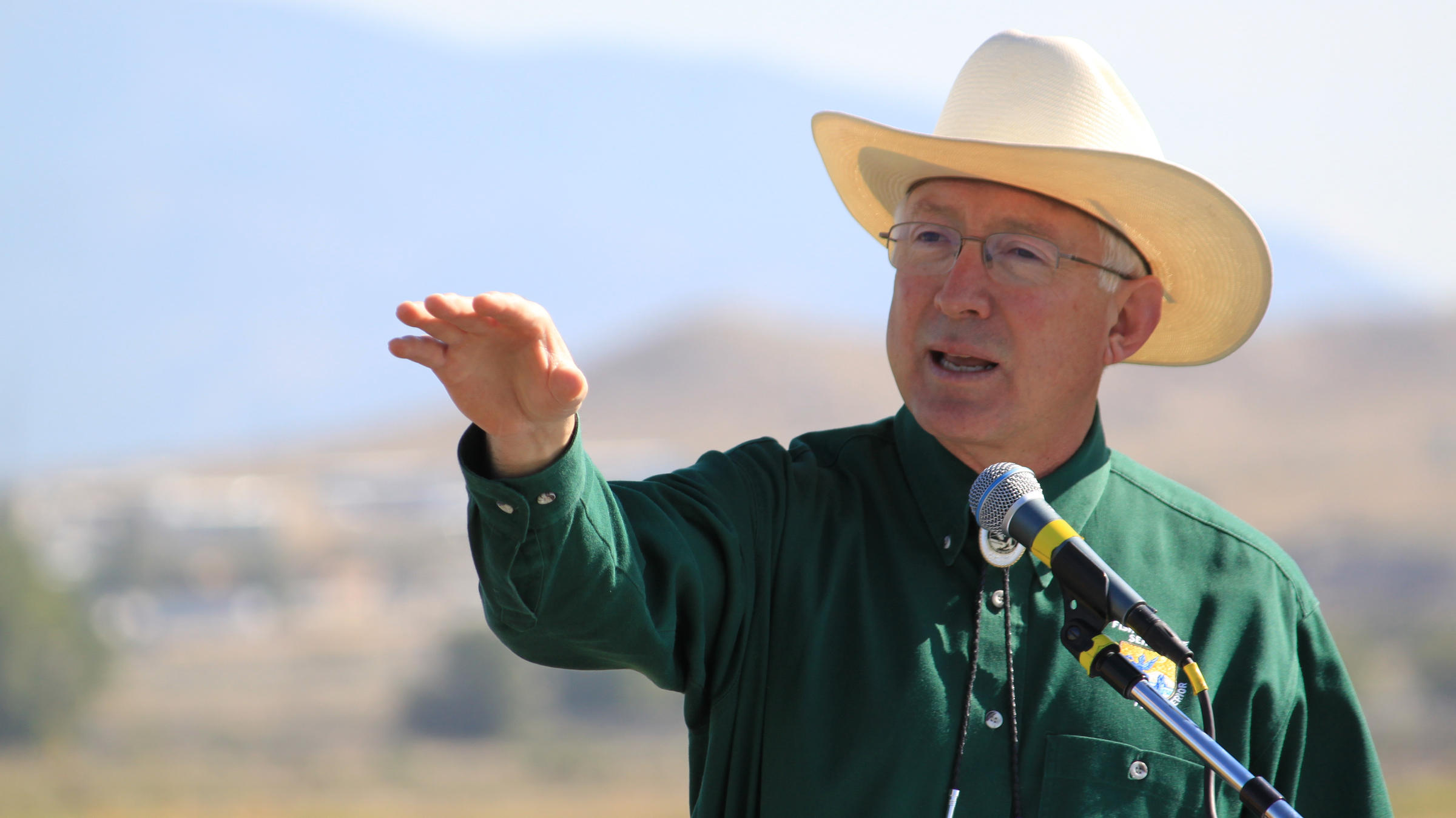 Interior Secretary S Legacy Defined By Issues Of Oil Wcai