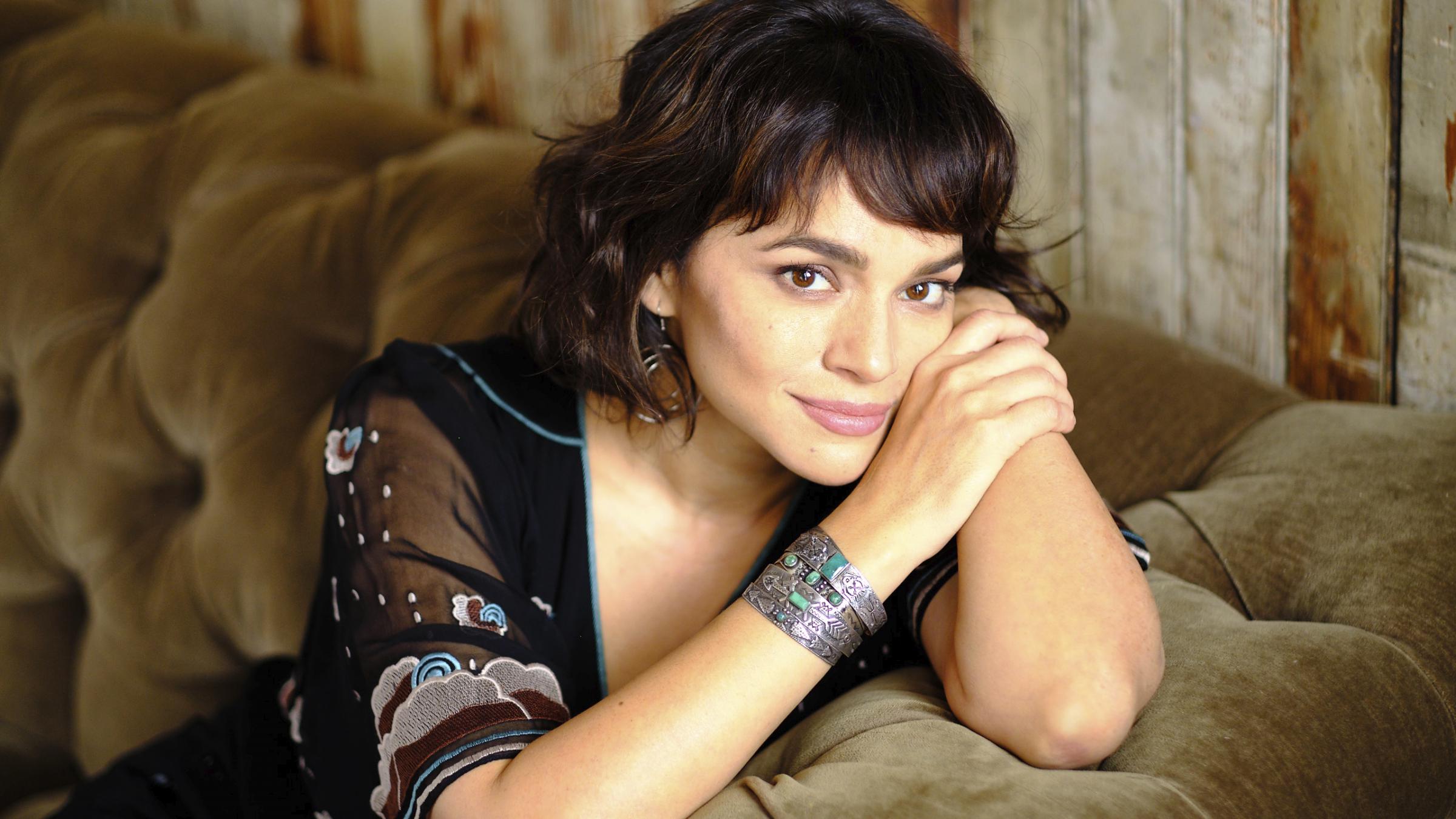 norah jones tour history