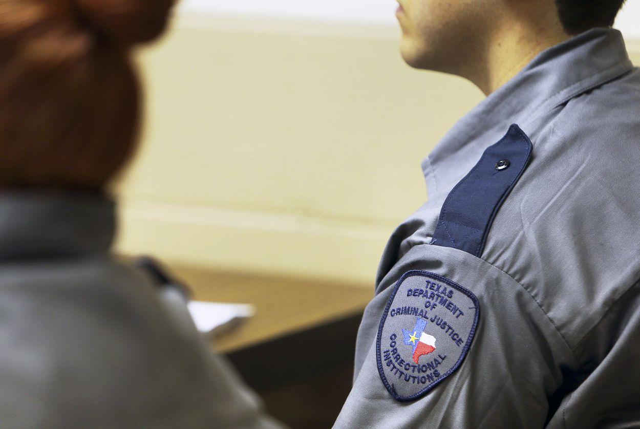 texas-prison-guards-to-get-a-small-raise-but-some-doubt-it-will-help