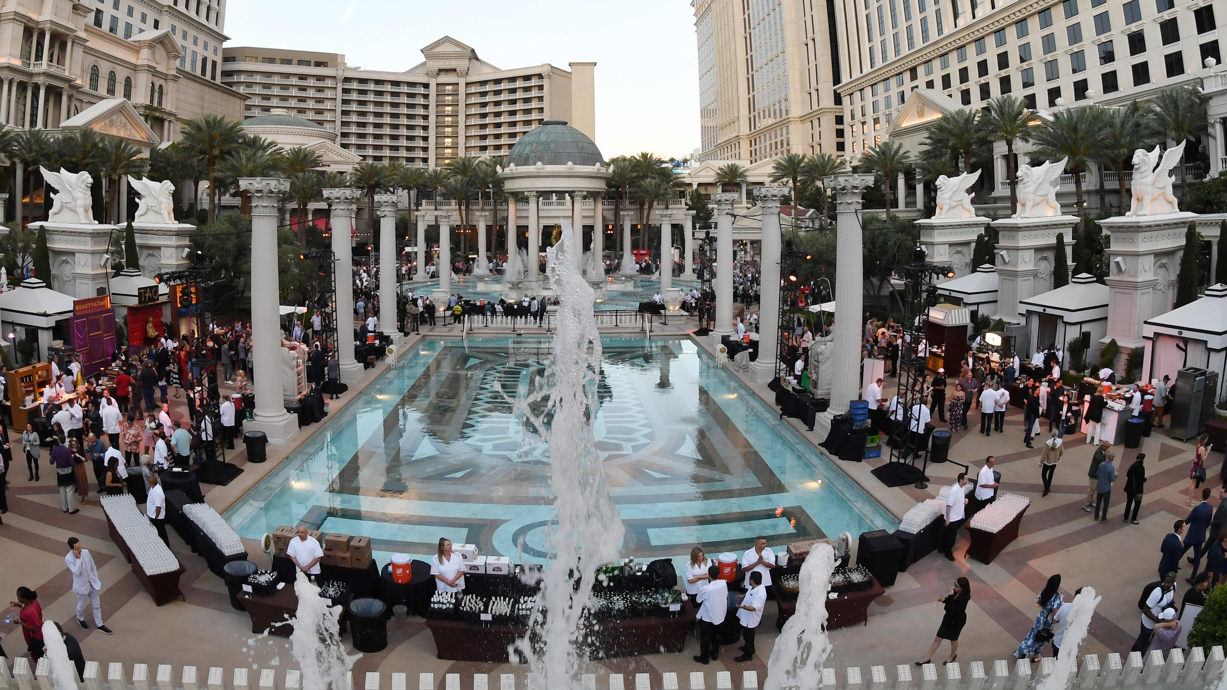 which casinos are owned by caesars