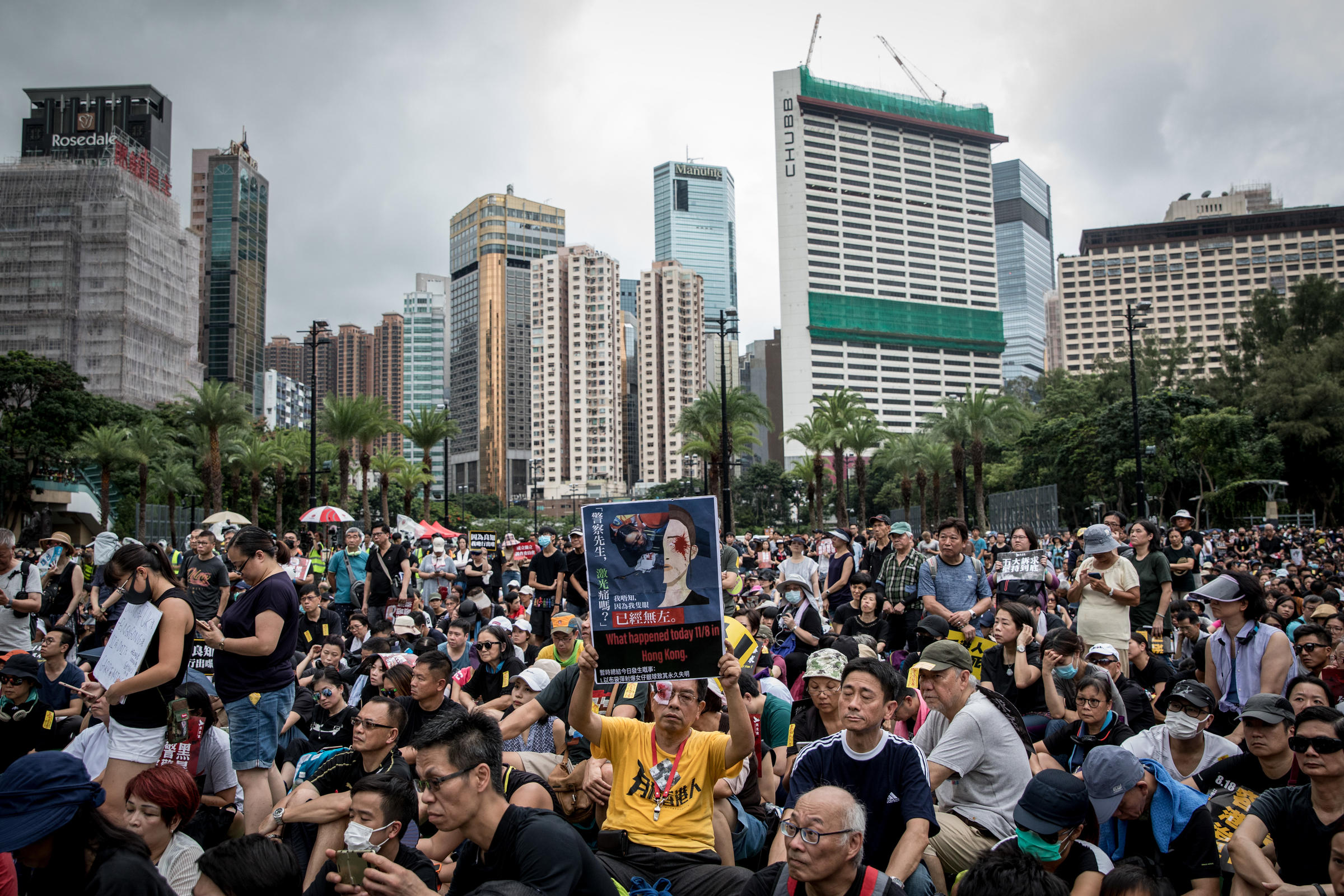 Protests In Hong Kong Continue, Remain Peaceful Throughout The Weekend ...