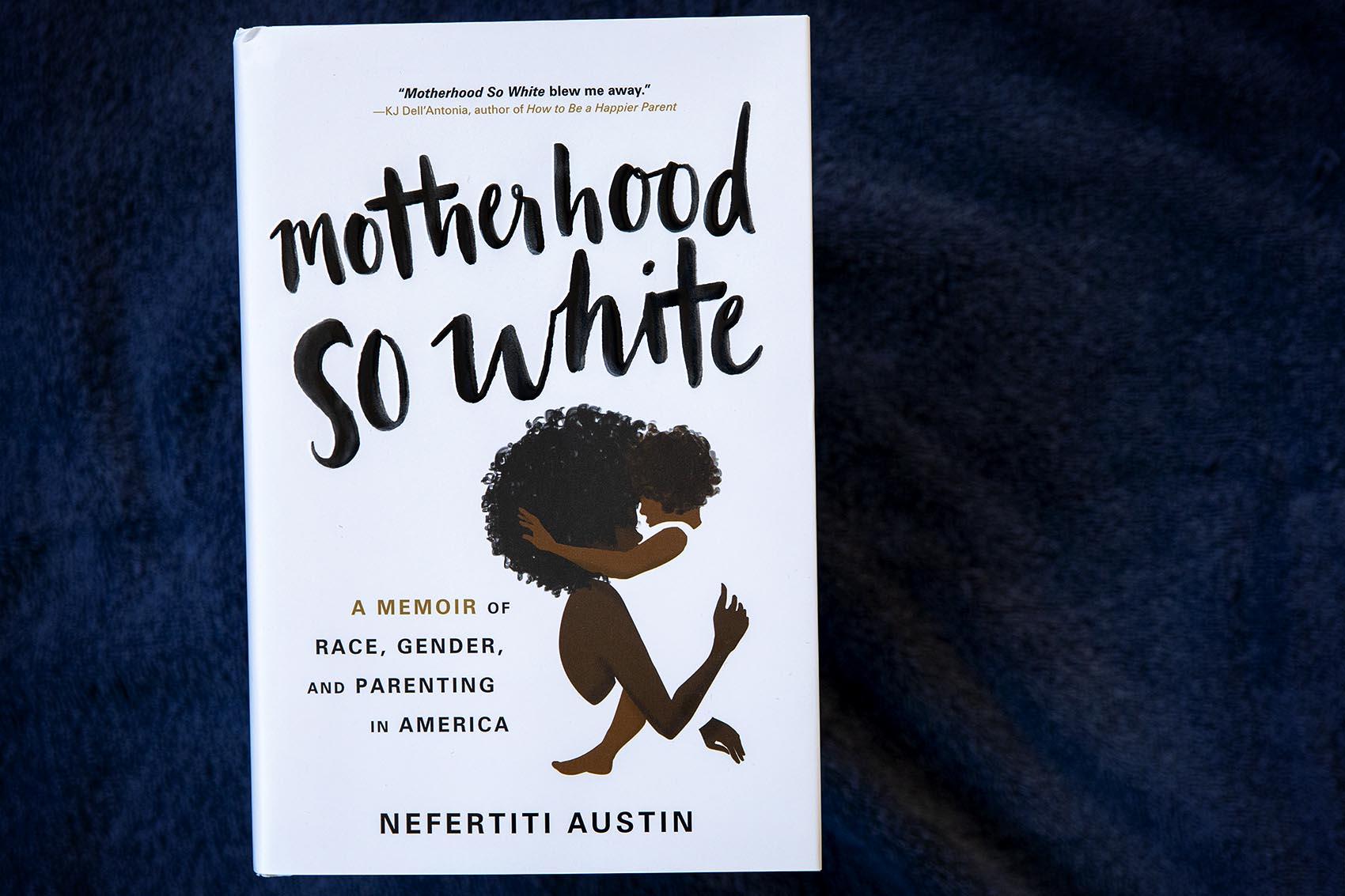 Free To Grieve - A Mothers Memoir In Black and White