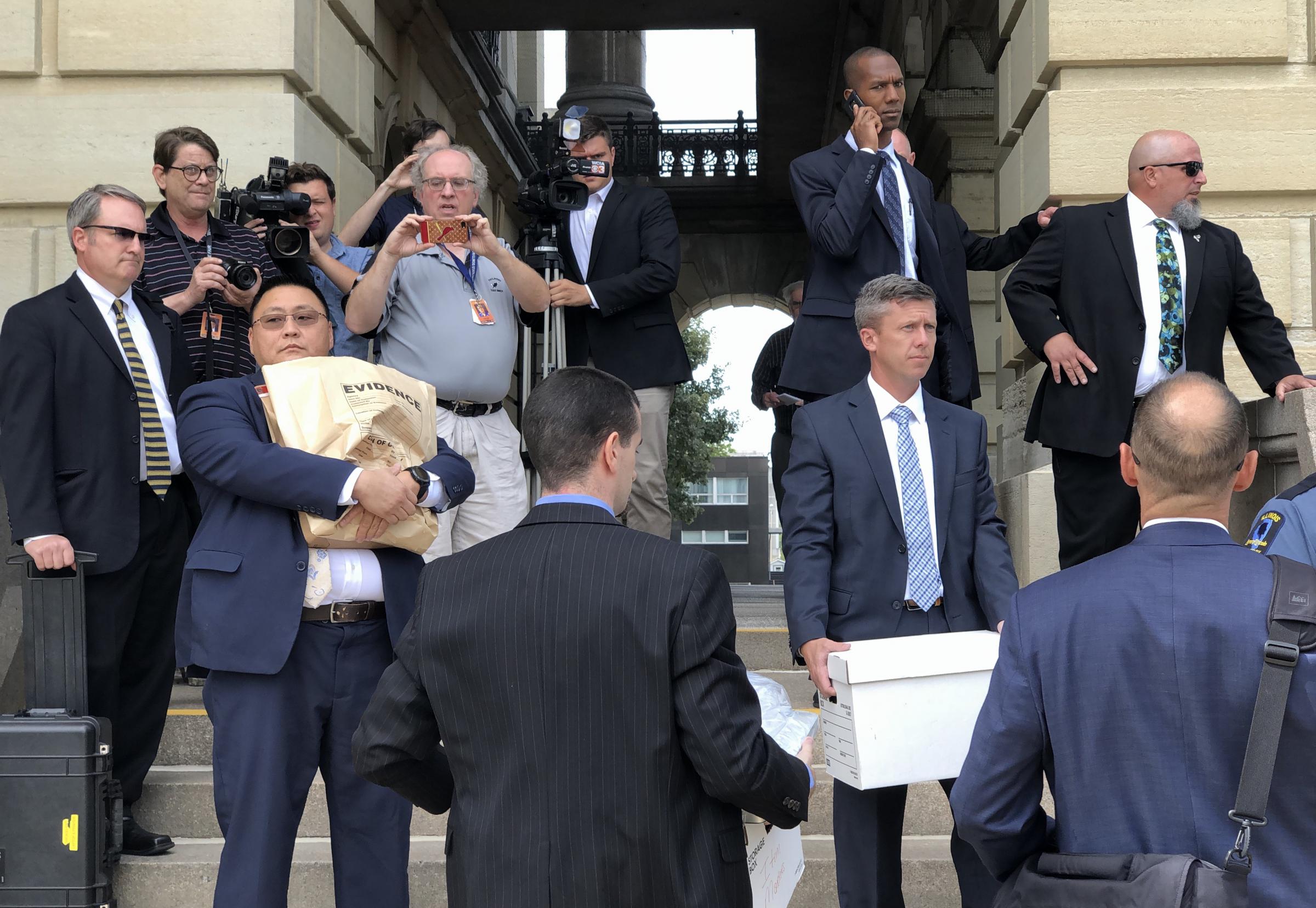 The Vegas Connection: Fbi'S Capitol Case Cracked - 8f7doud