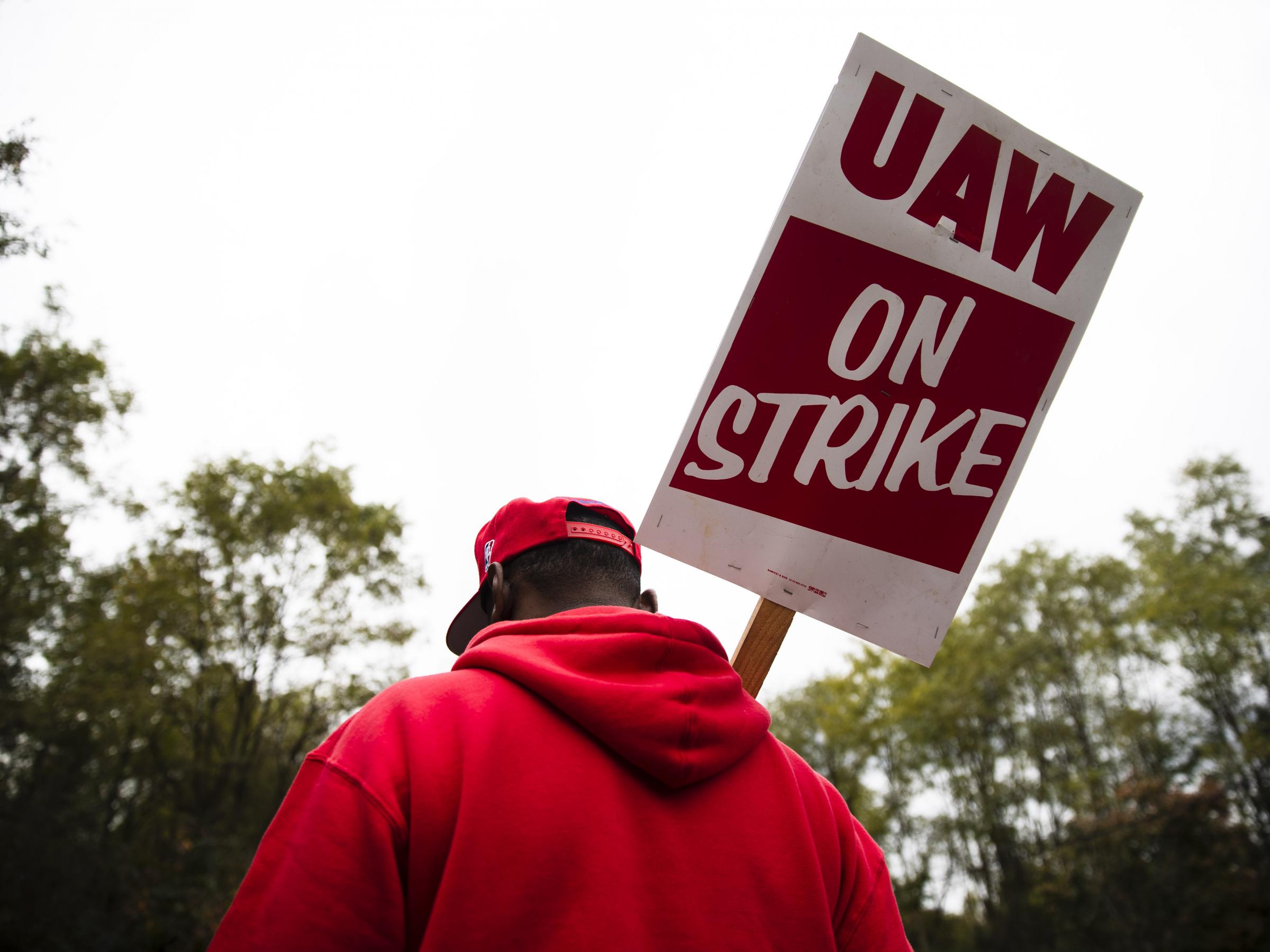 The Strike Is Over: UAW Members Ratify Deal With General Motors | WJCT NEWS