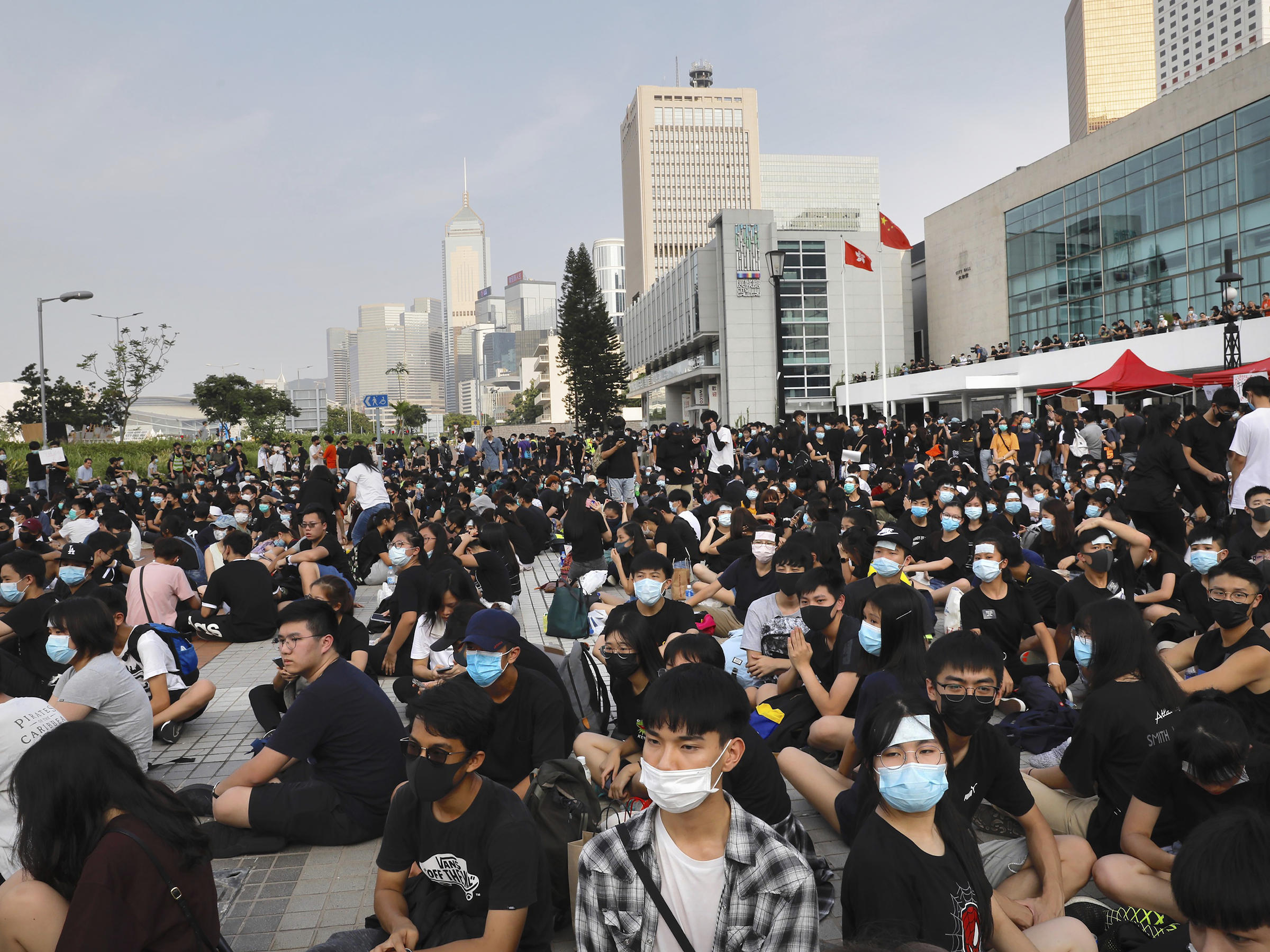 In Hong Kong, Moderate And Radical Protesters Join Forces To Avoid Past ...