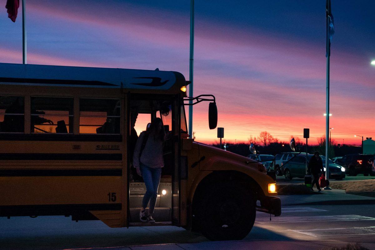 Early Classes For Oklahoma High Schools Common Despite Health Risks HPPR