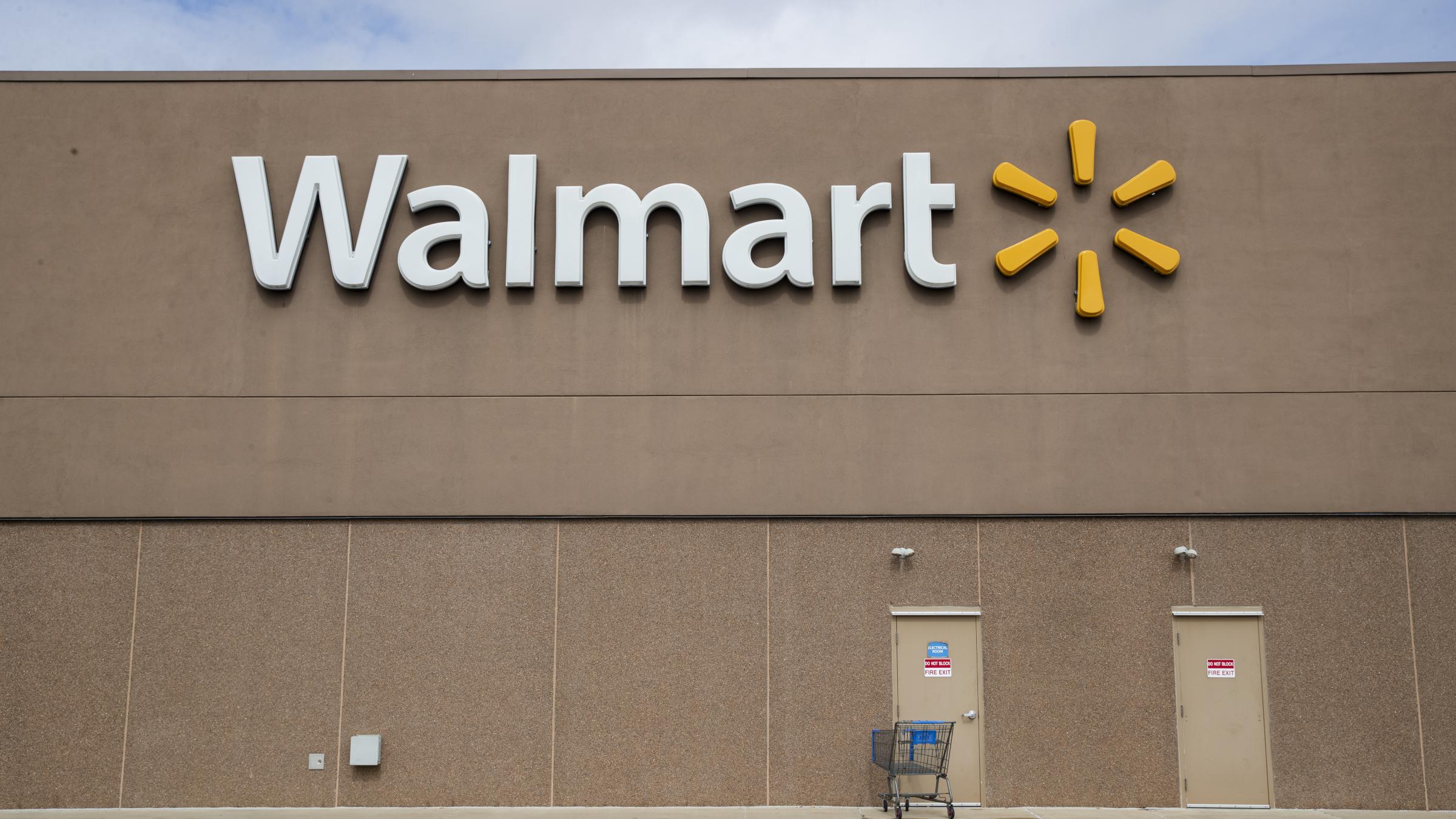 Walmart To Start Checking Workers Temperatures Hppr