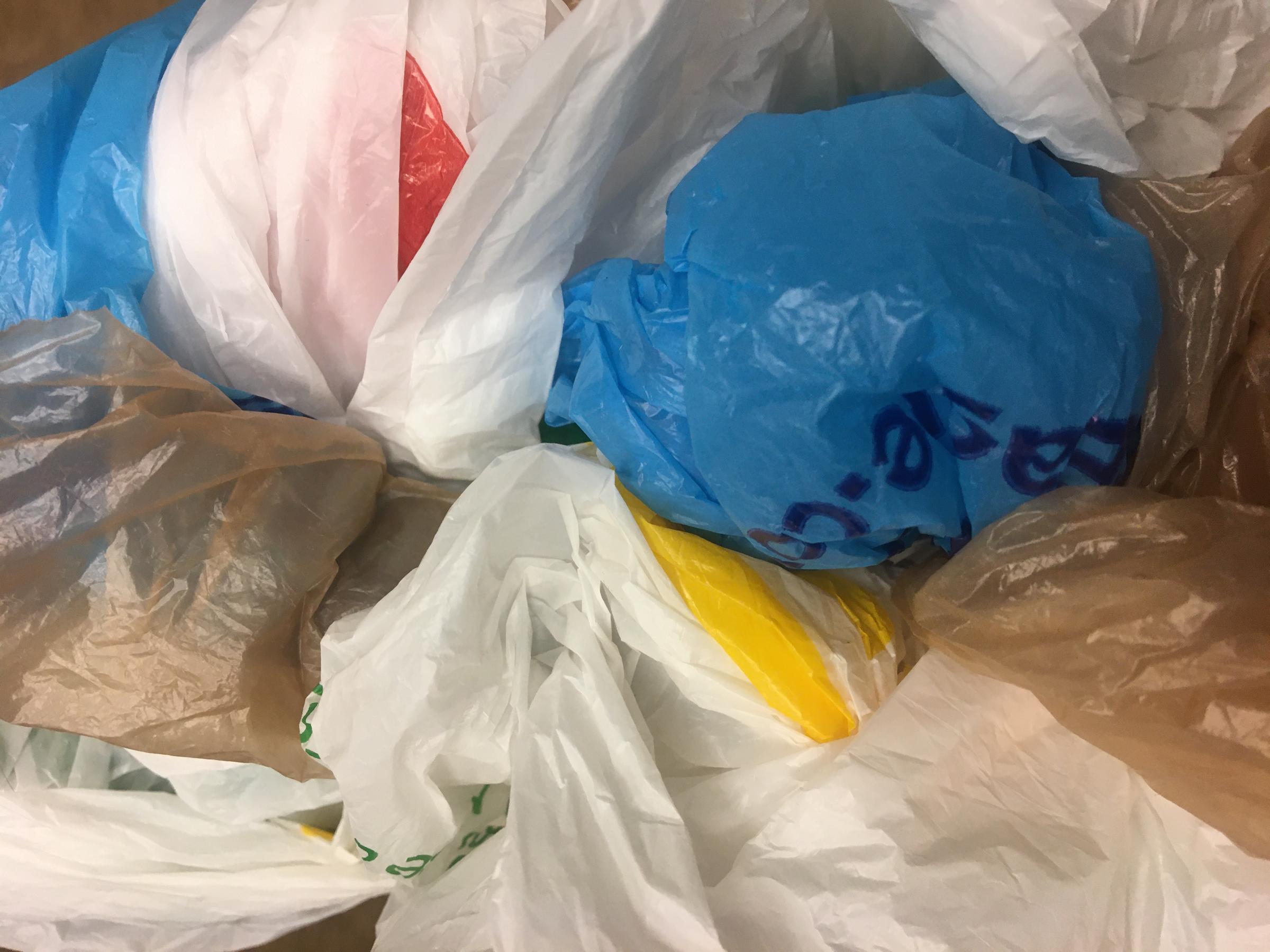 Ohio Senate Passes Limited Ban On Plastic Bag Bans WVXU