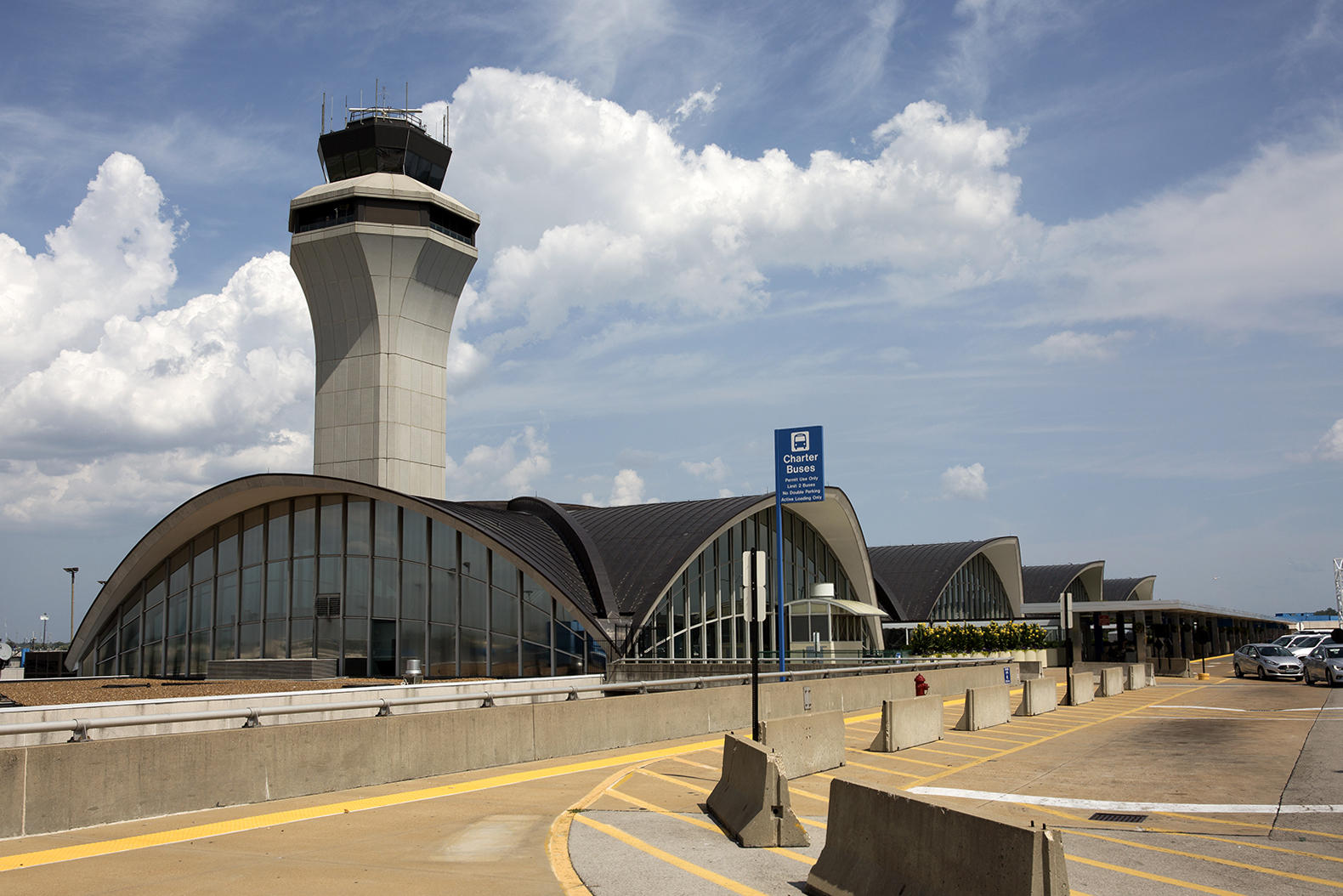 St Louis Withdrawal From Airport Privatization Has Yet To Land At FAA   870760365.JPG