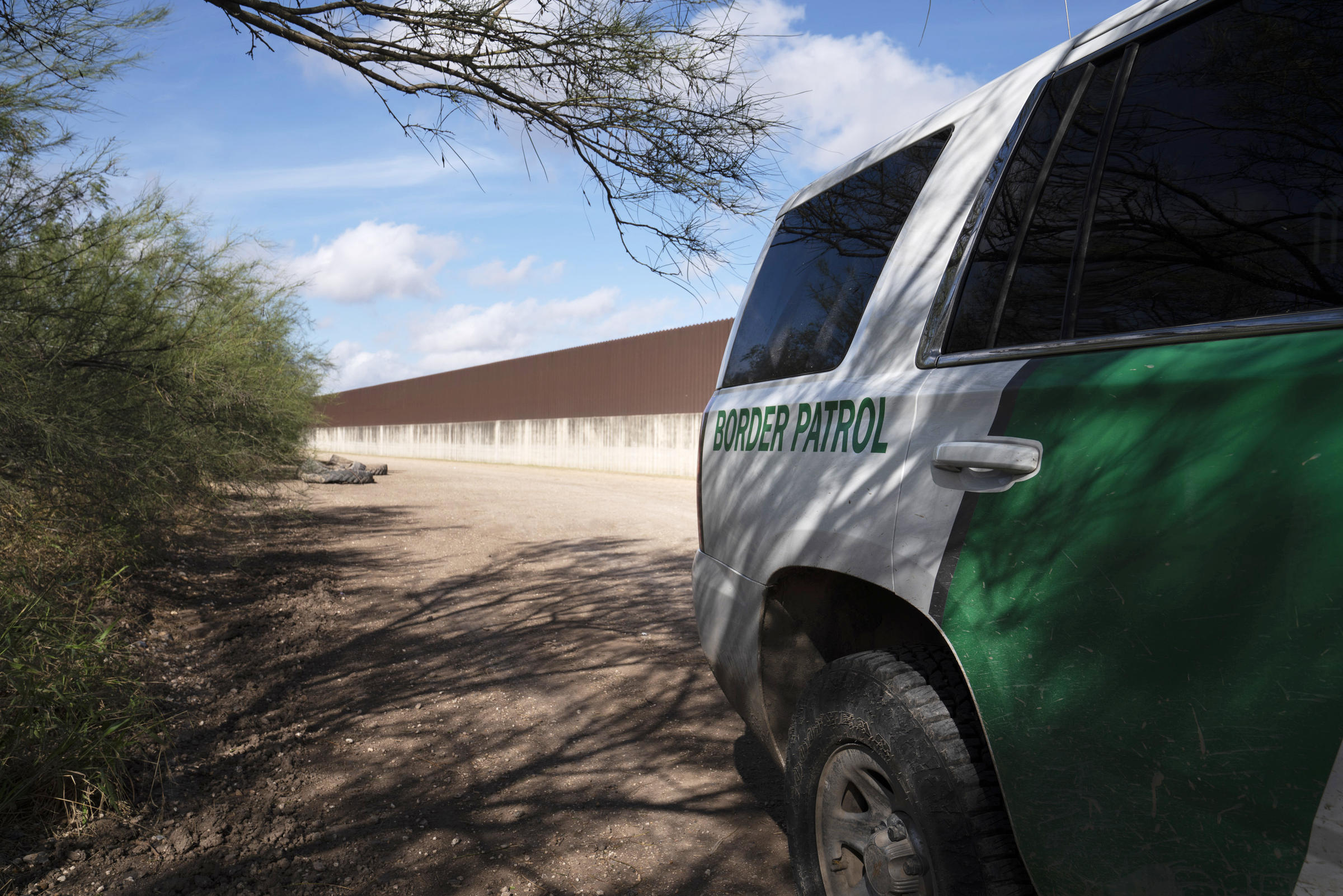CBP Announces Two More Laredo Border Wall Contracts For Nearly 500