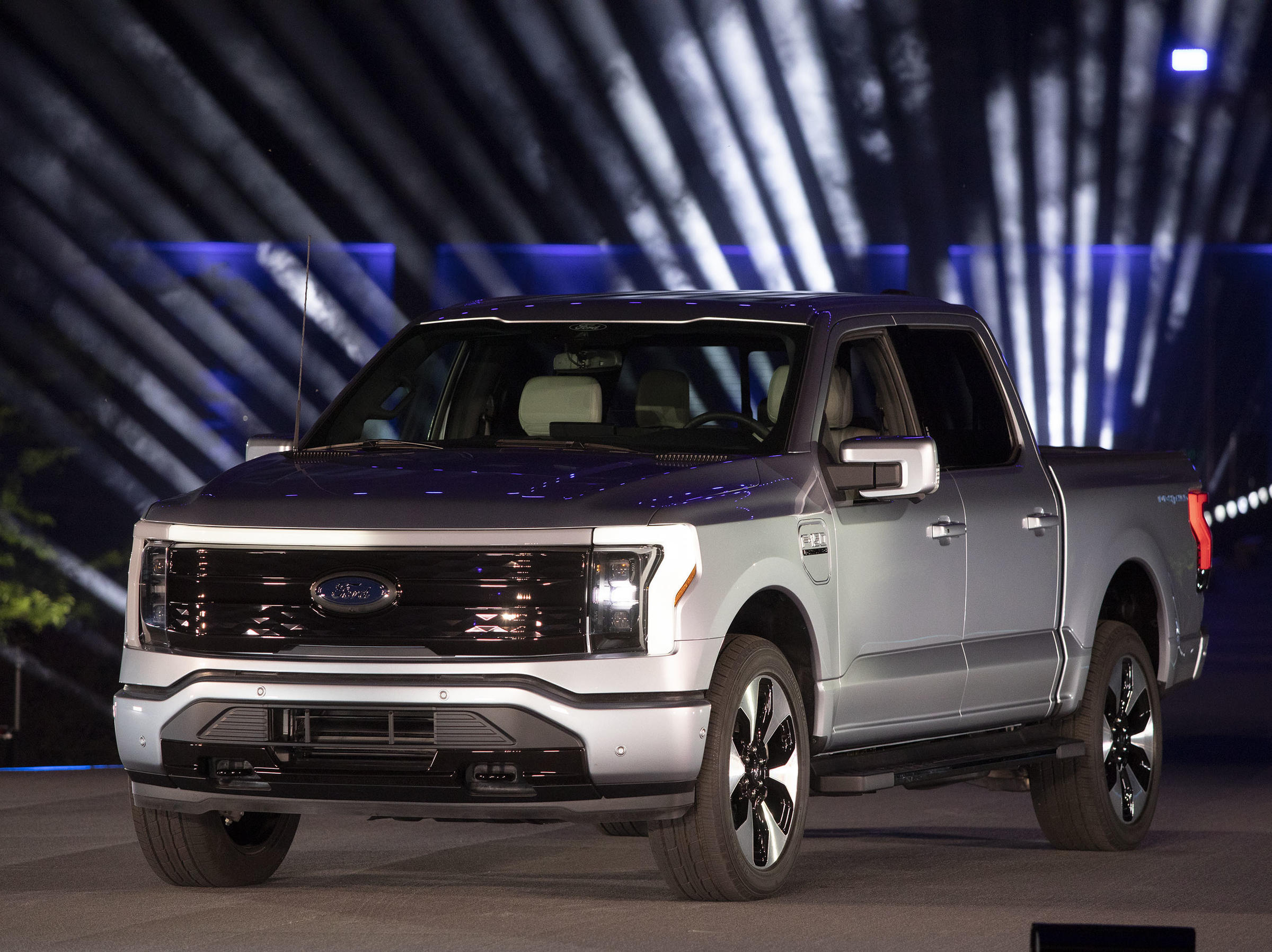 ford f 150 lightning unveiling