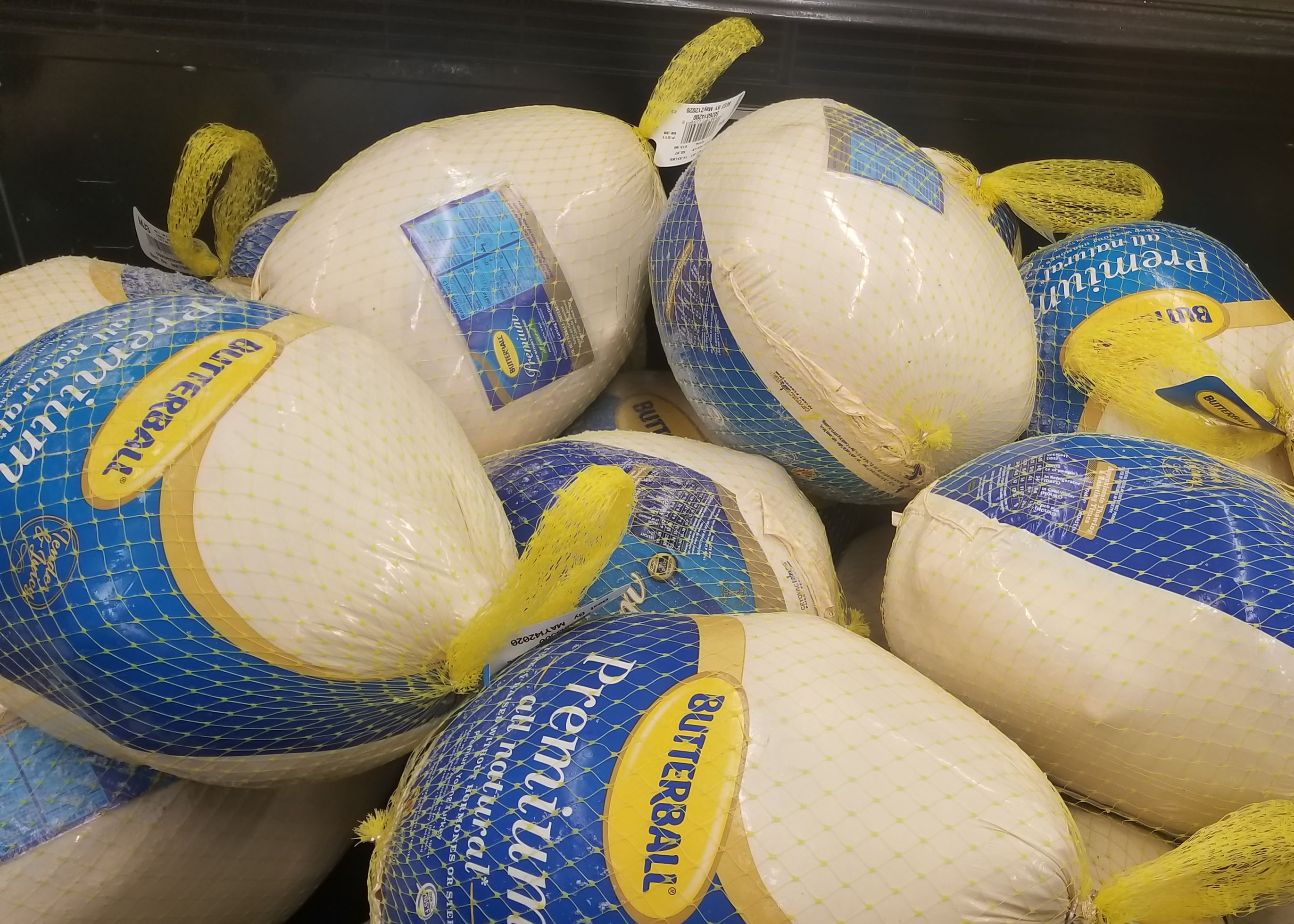 Consumers Gobbling Up Low Turkey Prices This Thanksgiving Wbaa