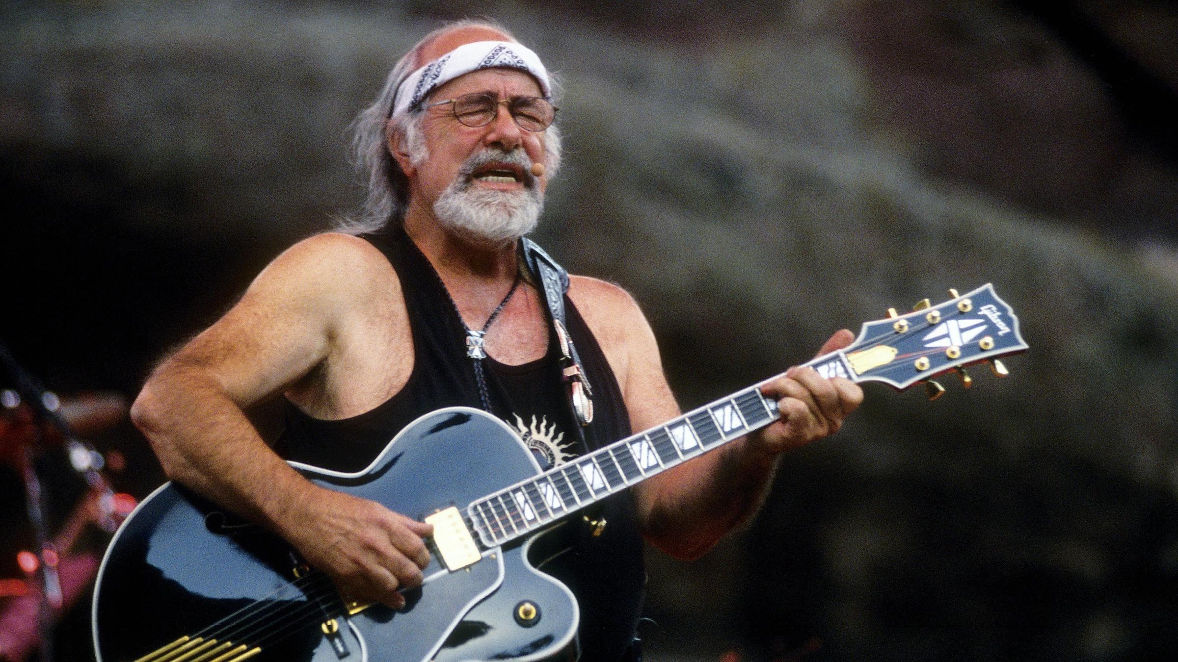 Robert Hunter's Words Helped Bring Life To The Grateful Dead WJCT NEWS